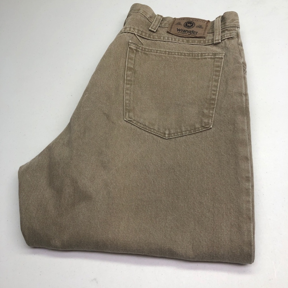 MENS WRANGLER TAN RELAXED FIT JEANS 36x30 ⭐️